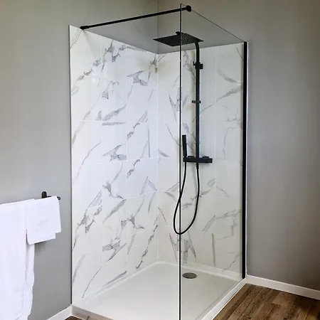 Le Manoir De Otel Lisle-sur-Tarn