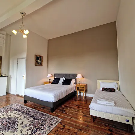 Le Manoir De Lisle-sur-Tarn