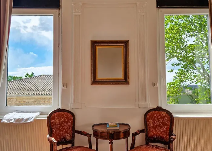 Le Manoir De Lisle-sur-Tarn