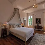 Le Manoir De