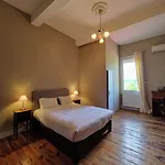 Hotel Le Manoir De Lisle-sur-Tarn