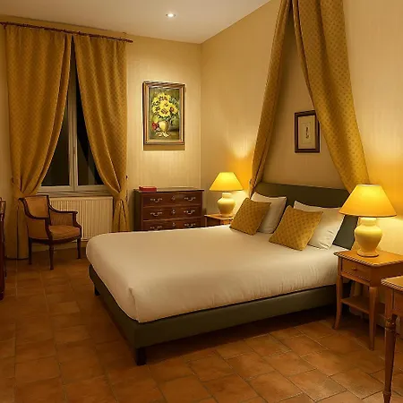 Le Manoir De 호텔 Lisle-sur-Tarn